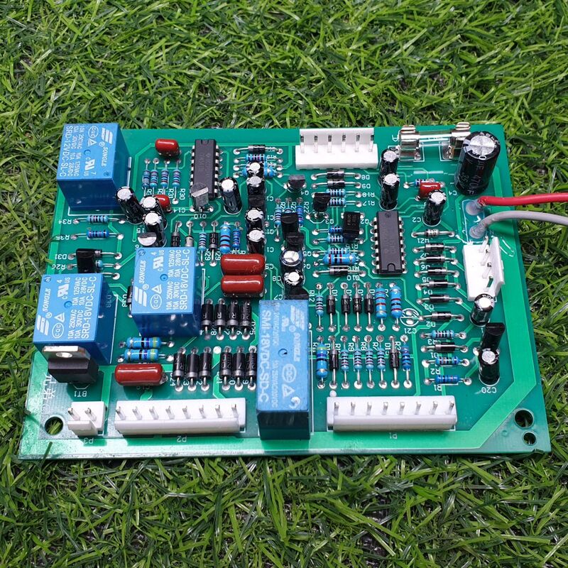 Board mạch chính