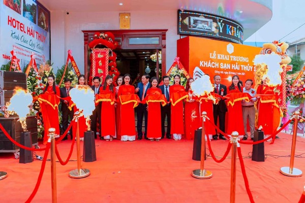 Khai trương Hải Thuỷ hotel 2