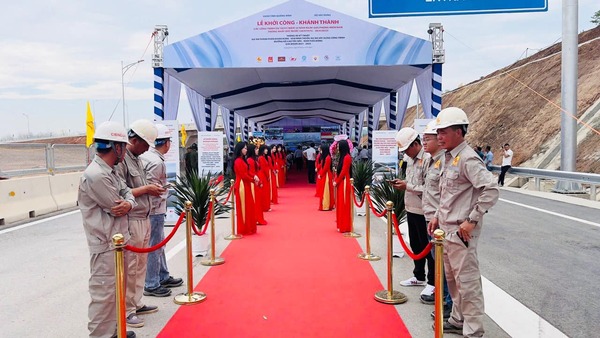 Lễ thông xe cao tốc Quảng Bình