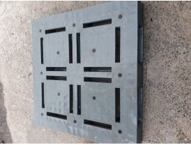 Pallet nhựa