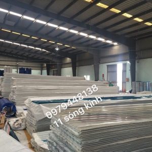 Tấm lợp Polycarbonate thủy tinh