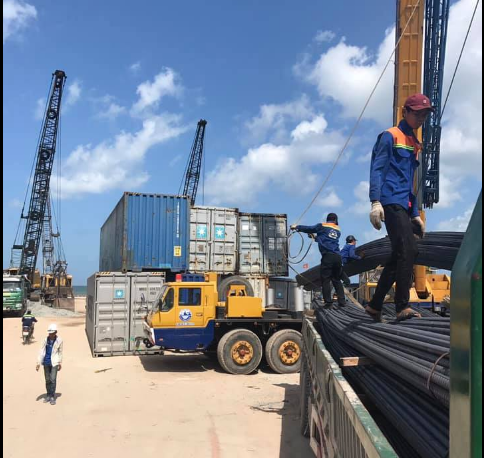 Vận tải container - Công Ty Cổ Phần Đầu Tư Tiếp Vận Tân Cảng Hồng Ngọc Phú Quốc