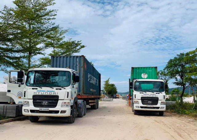 Vận tải container - Công Ty Cổ Phần Đầu Tư Tiếp Vận Tân Cảng Hồng Ngọc Phú Quốc