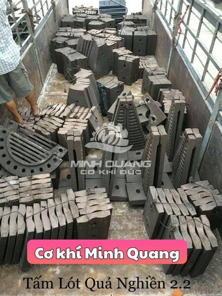 Tấm lót nghiền - Cơ Khí Đúc Minh Quang - Công Ty TNHH MTV Cơ Khí Đúc Minh Quang