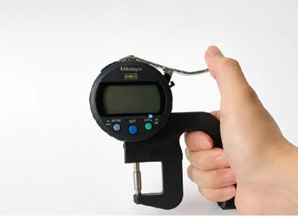 Máy kiểm tra độ dày của màng bảo vệ