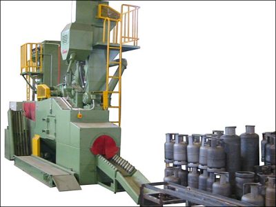 Máy phun bi làm sạch vỏ bình gas - Công Ty CP Thiết Bị Kỹ Thuật Công Nghiệp TNT