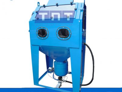 Tủ phun cát áp lực - Công Ty CP Thiết Bị Kỹ Thuật Công Nghiệp TNT