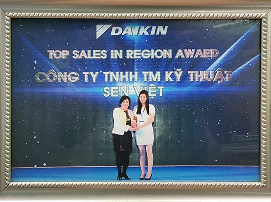 Chứng nhận đại lý triệu USD Daikin 2018