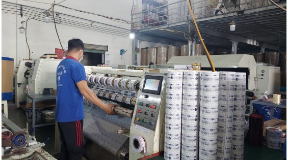 Hình ảnh nhà xưởng sản xuất băng keo Hoàn Cầu