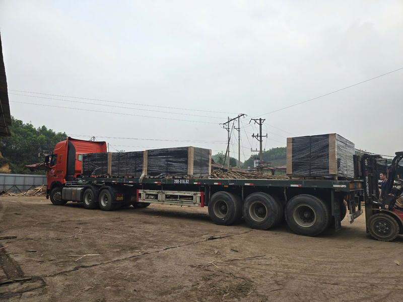 Ván ép phủ phim - Ván ép Thập Hùng - Công Ty TNHH Chế Biến Và Xuất Nhập Khâu Lâm Sản Thập Hùng