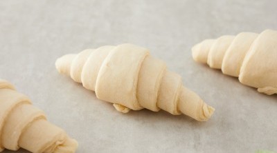 Croissant truyền thống