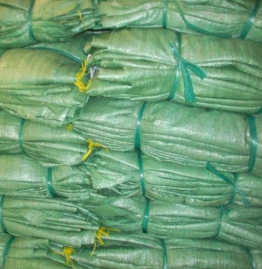 Bao bì dệt đựng đá