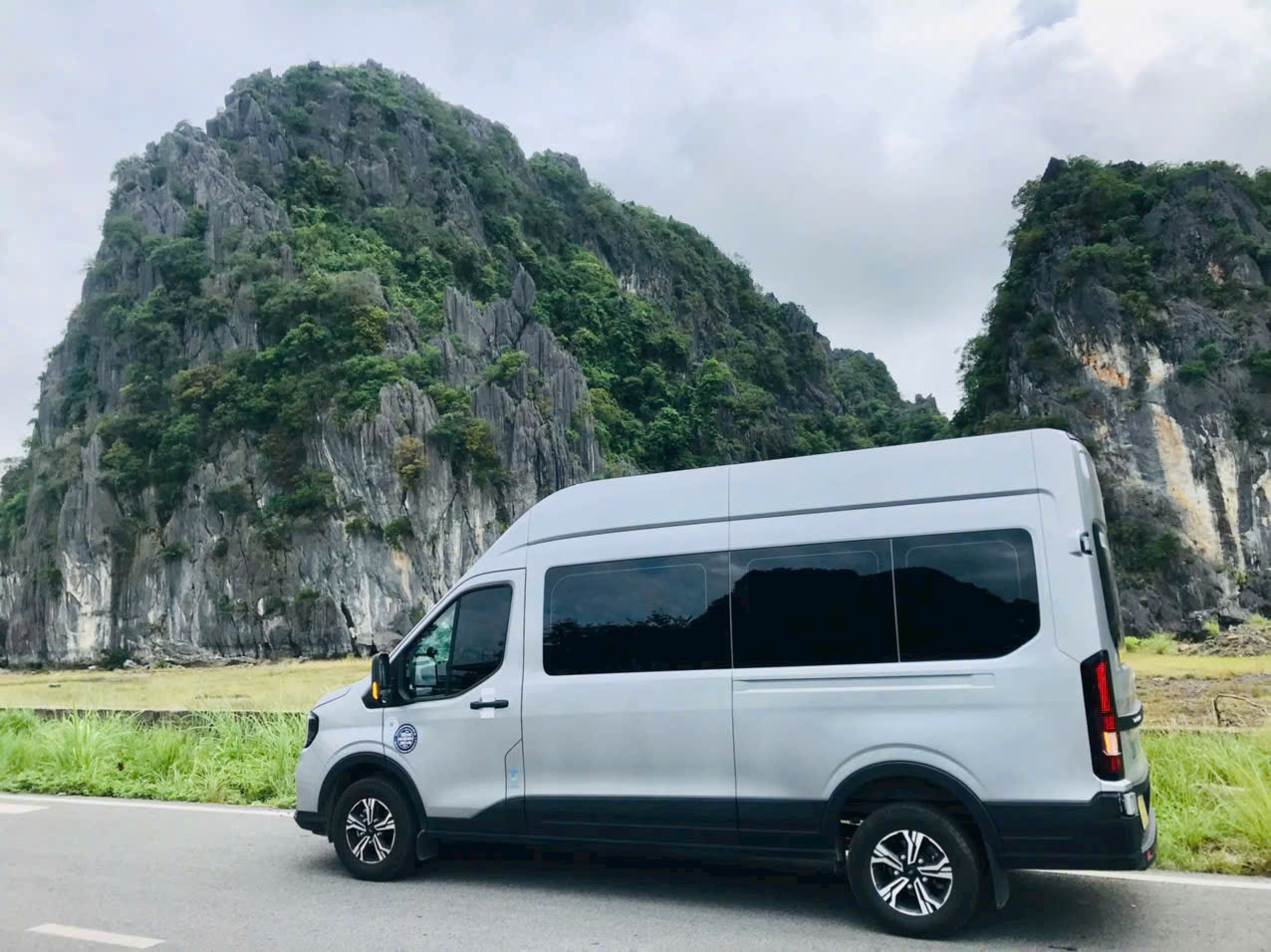 Cho thuê xe du lịch