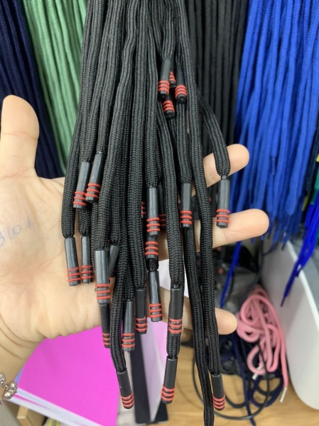 Dây luồn đầu nhựa