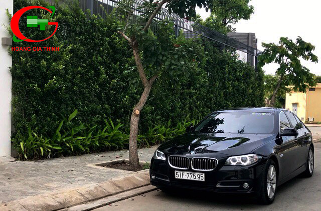 Cho thuê xe du lịch 4 chỗ BMW 520i