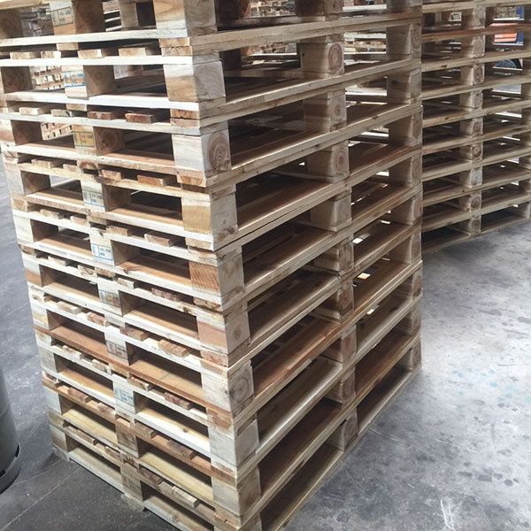 Pallet 4 hướng