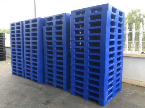 Pallet nhựa