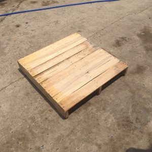 Pallet gỗ 76x76