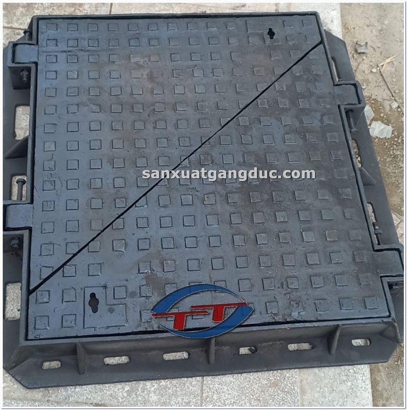Nắp bể cáp gang 2 cánh KT 950x910x100