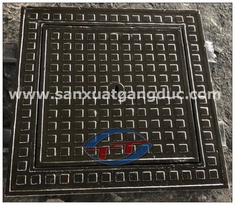 Nắp hố ga gang khung vuông nắp kín mùi