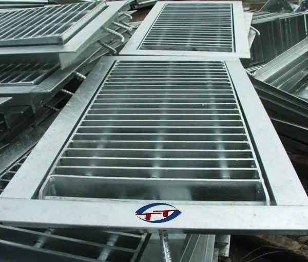 Nắp hố ga thép Grating mạ kẽm