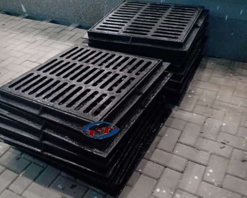 Song chắn rác gang có khung 750x750x50