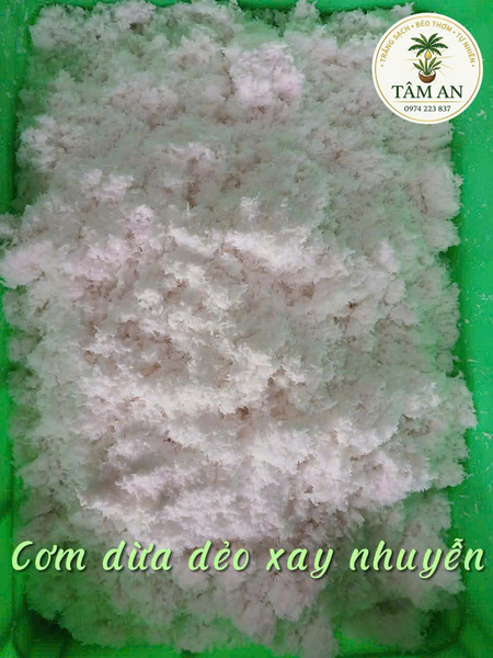 Cơm dừa dẻo xay nhuyễn