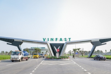 Nhà máy Vinfast - Tấm Panel Bảo Tín - Công Ty TNHH Xây Dựng Và Phát Triển Bảo Tín