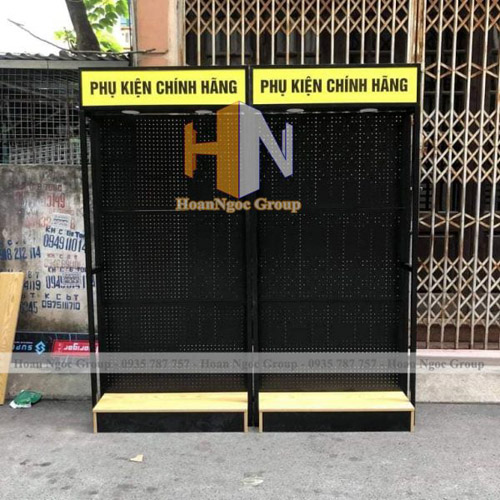 Kệ tôn lỗ móc treo phụ kiện điện thoại - Kệ Siêu Thị Hoàn Ngọc Group - Công Ty TNHH Hoàn Ngọc Group