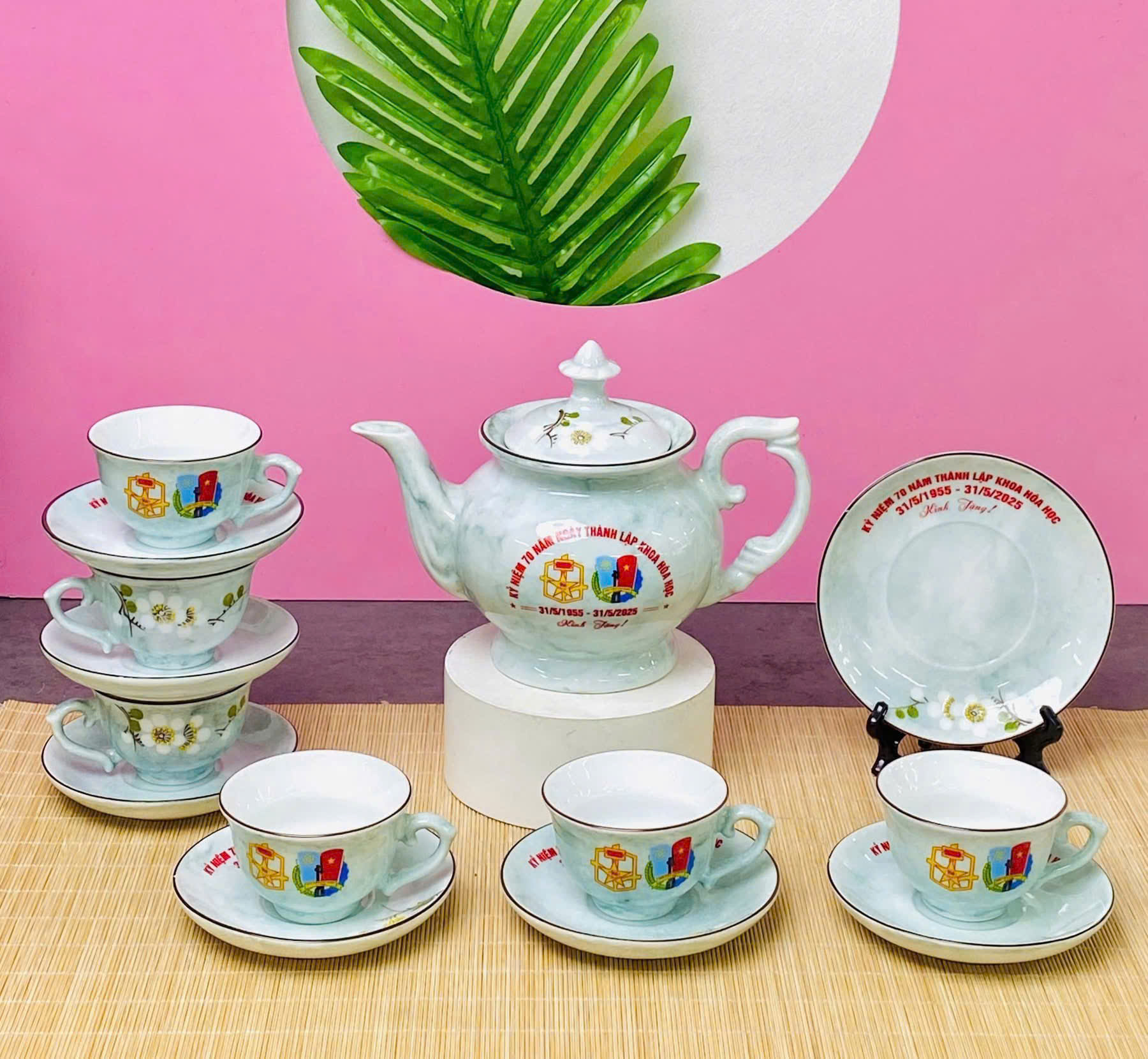 Bộ ấm trà sứ - Gốm Sứ Sáng Tạo Việt - Công Ty TNHH Sản Xuất Và Kinh Doanh Sáng Tạo Việt