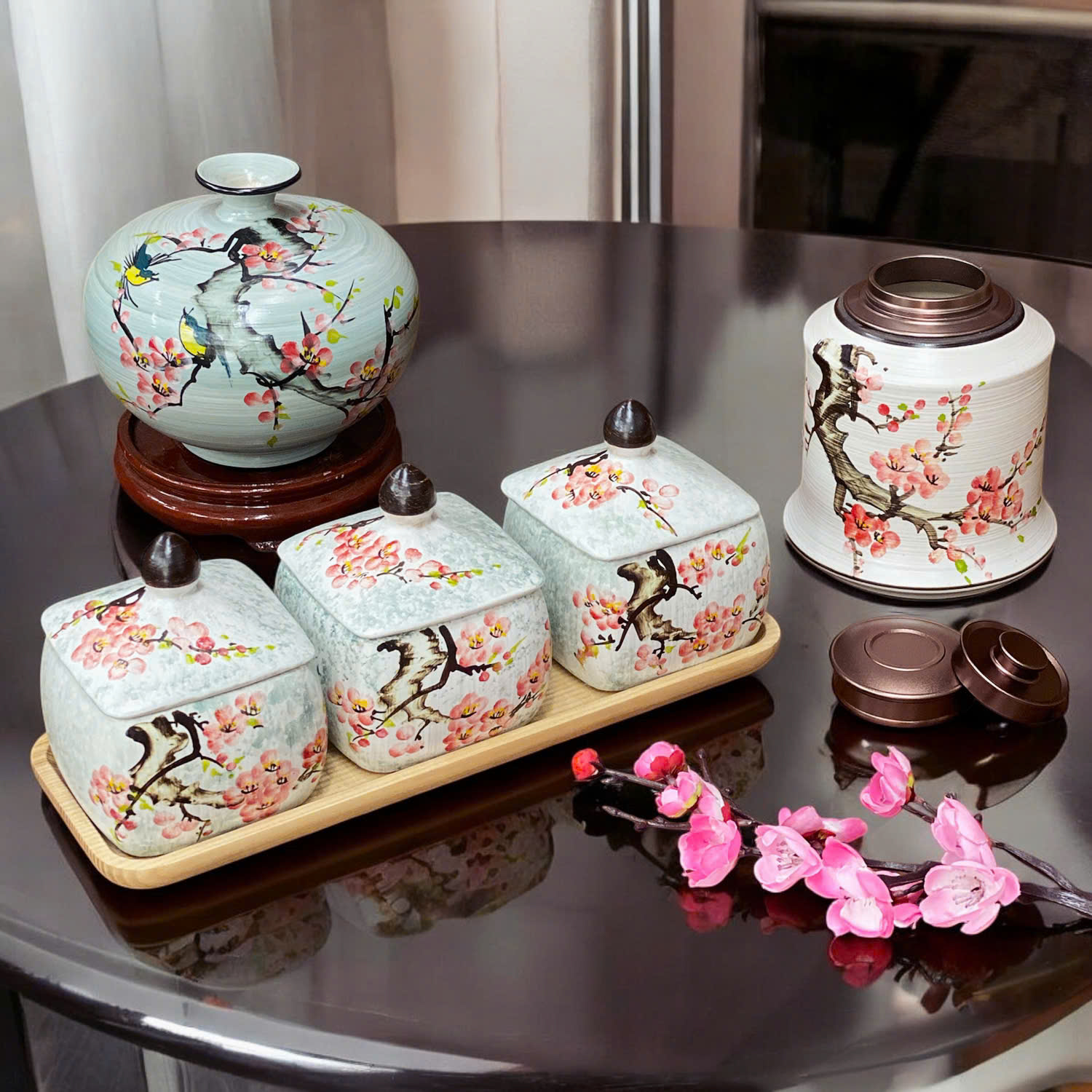 Thố chưng yến - Gốm Sứ Sáng Tạo Việt - Công Ty TNHH Sản Xuất Và Kinh Doanh Sáng Tạo Việt