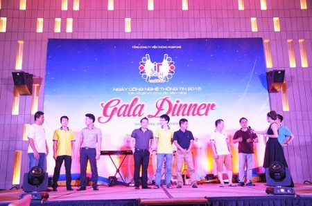 Tổ chức gala dinner