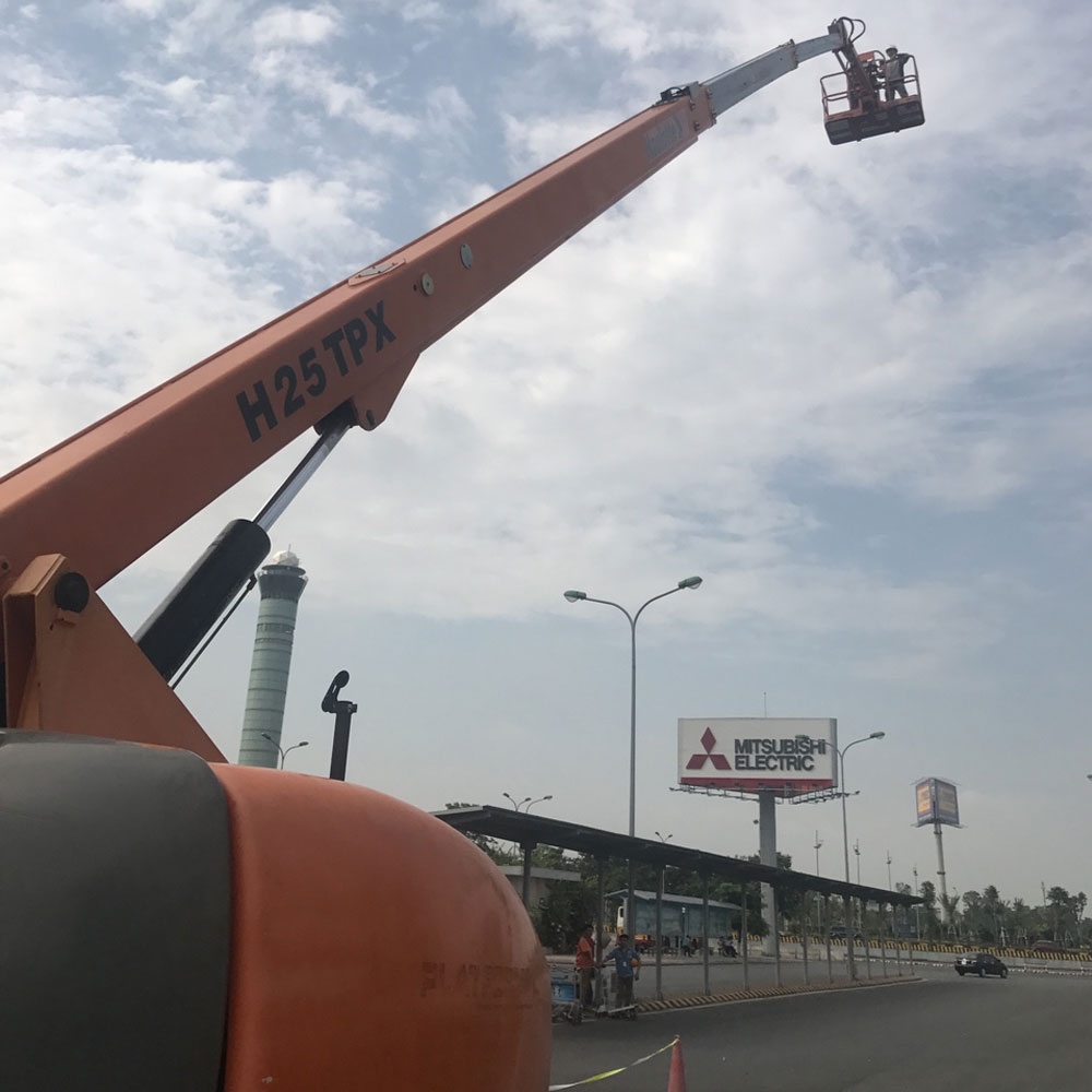 Xe nâng người