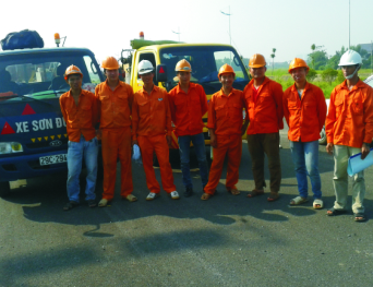 Thi công sơn nhiệt dẻo phản quang - Sơn Giao Thông Thái Hà - Công Ty TNHH Xây Dựng Và Đầu Tư Thương Mại Thái Hà