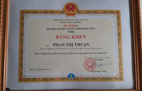 Giấy khen tích cực tham gia hội chợ làng nghề