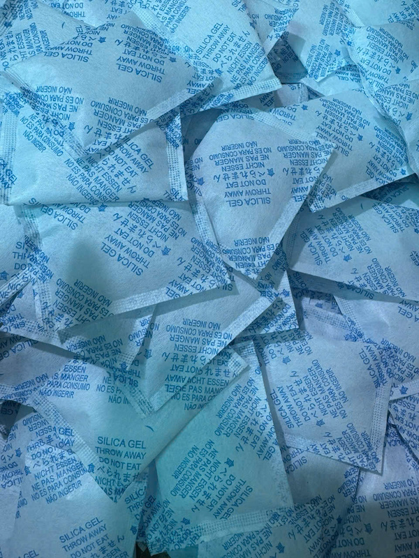 Hạt hút ẩm Silicagel - Phụ Liệu May T.H.V - Công Ty TNHH T.H.V