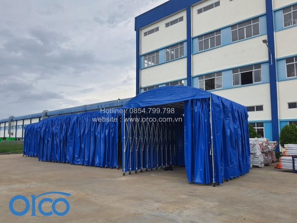 Nhà che bạt hàng hóa