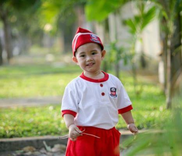 Đồng phục học sinh - Đồng Phục Thiên Hương Phát - Công Ty TNHH Sản Xuất Thương Mại Thiên Hương Phát