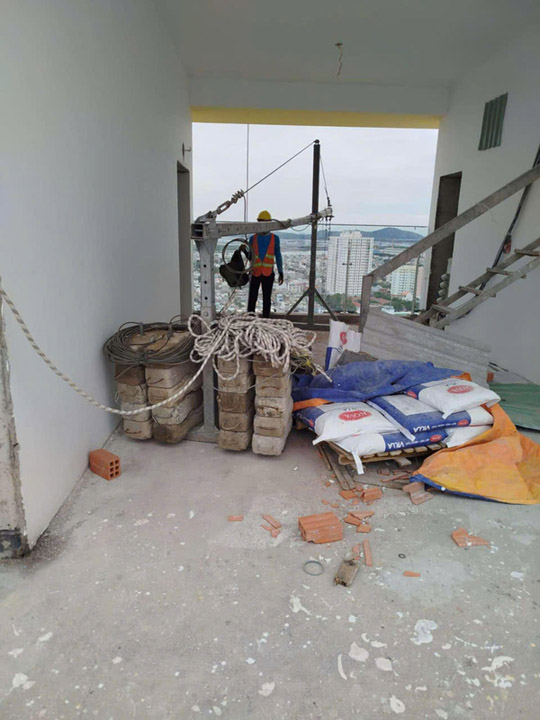 Cho thuê và lắp đặt sàn treo Gondola