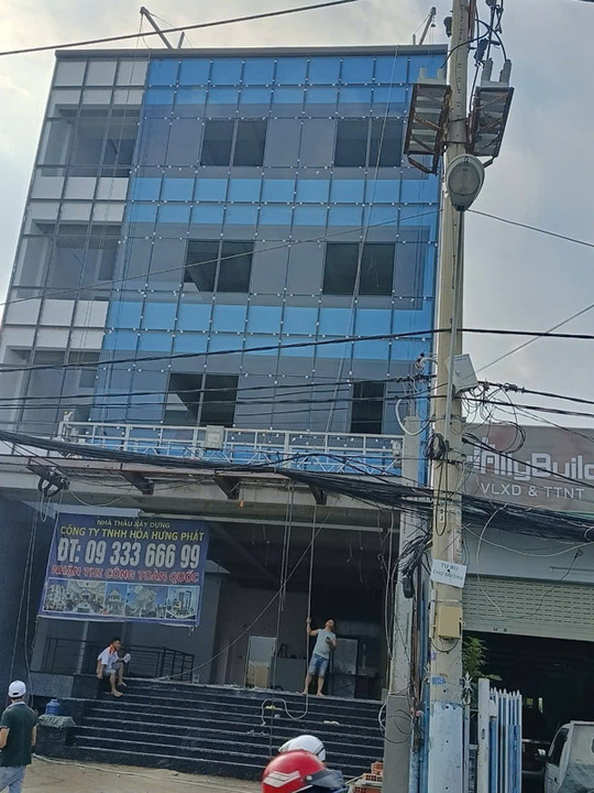 Cho thuê và lắp đặt sàn treo Gondola