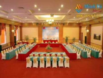 Tổ chức hội nghị