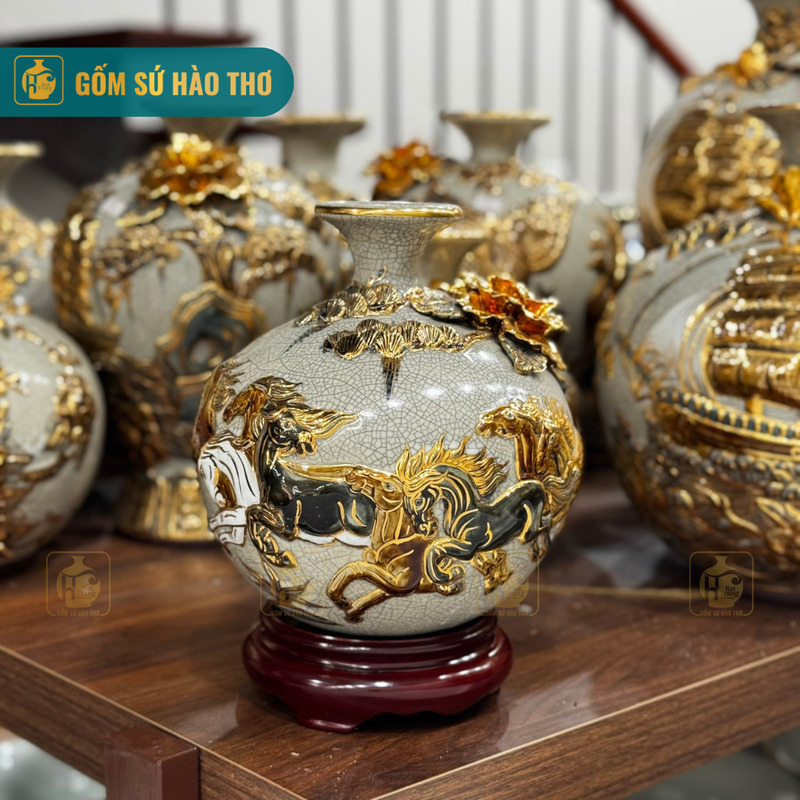 Bình tài lộc vẽ vàng