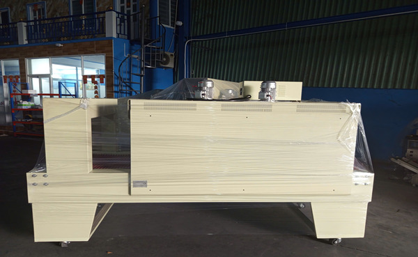 Máy đóng gói màng co nhiệt, model BSE7050A