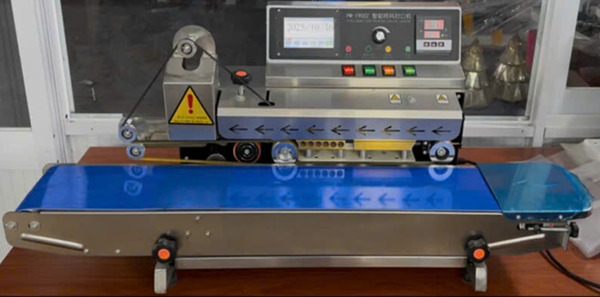 Máy hàn miệng túi (đóng gói) màng co nhiệt,model FR-770