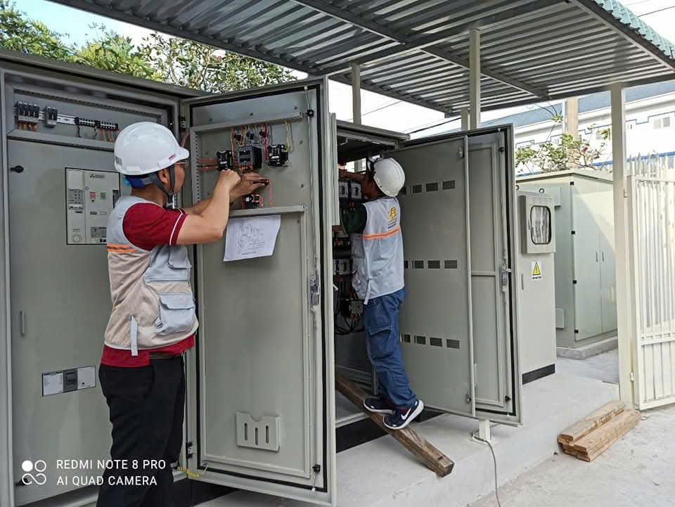 Lắp đặt hê thống tủ bù công suất phản kháng - Thi Công Điện Công Nghiệp Cho Nhà Xưởng Ever Power - Công Ty TNHH Ever Power