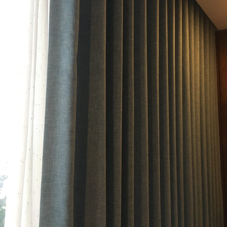 Rèm vải thô màu ghi - Amora - Công Ty Cổ Phần Sản Xuất Thương Mại Dịch Vụ Và Đầu Tư Việt SPS