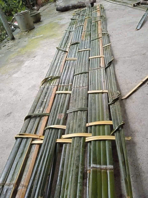 Phên nứa - Cọc Tre Lộc Phát - Công Ty TNHH Thương Mại Và Dịch Vụ Forbigsu Việt Nam