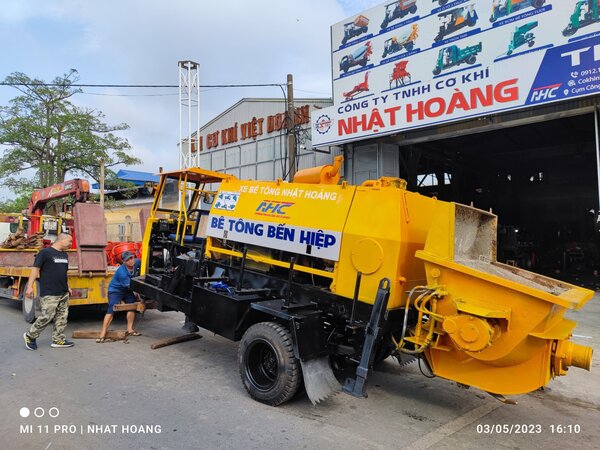 Bơm bê tông