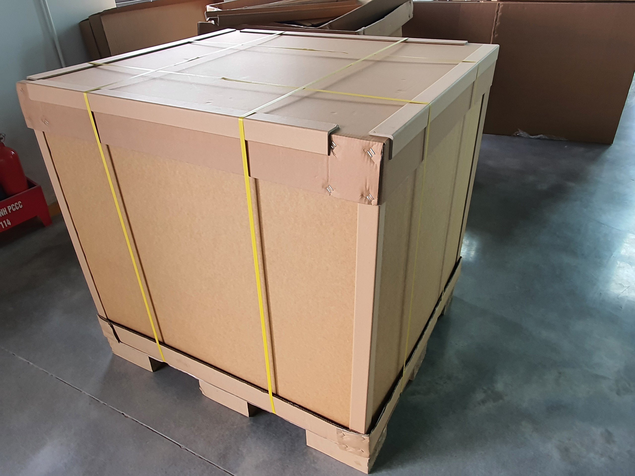 Pallet carton