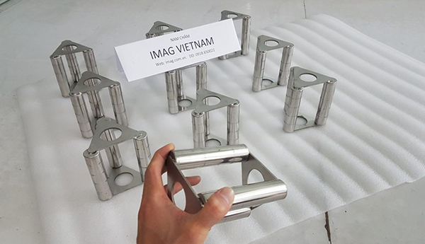 Nam châm lọc sắt dạng tam giác 3 thanh - Nam Châm Imag - Công Ty TNHH Sản Xuất Thương Mại Imag Vietnam